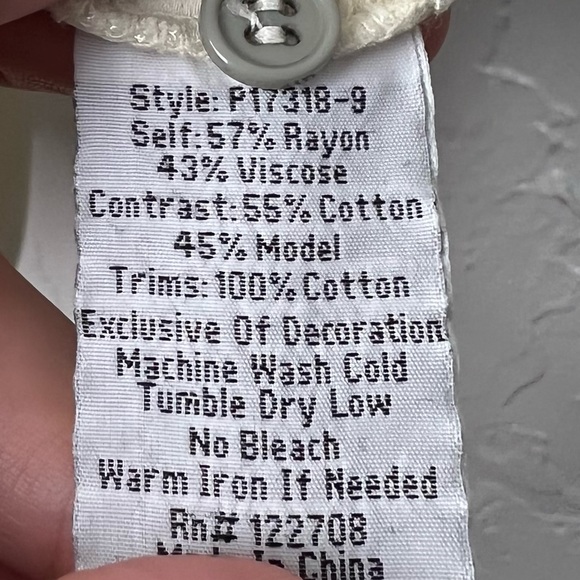 Johnny Was Vevina Satin Cream Shirt M - Picture 9 of 9